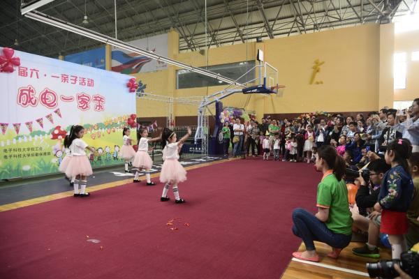 _BCL6346.JPG 087bffeb54d661f3664ba4b2d637257f.jpg