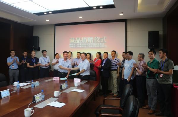 HK3A3041.JPG 54d240df4d14ee6cf64a66bb51a87ac6.jpg