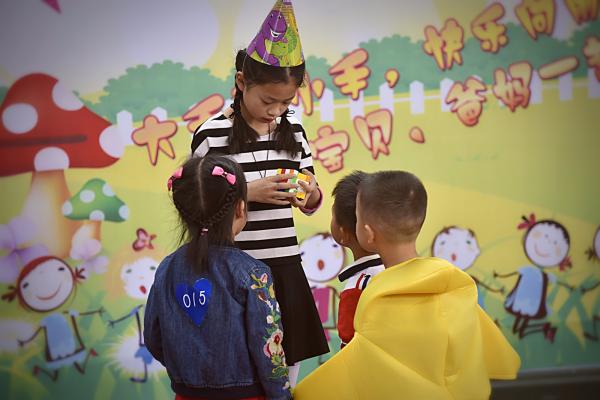 粉丝.jpg 粉丝.jpg