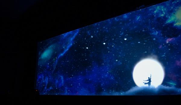 灯光秀视频校园 622f65a83fe8ec8ef9d58c442e120eb2.jpg