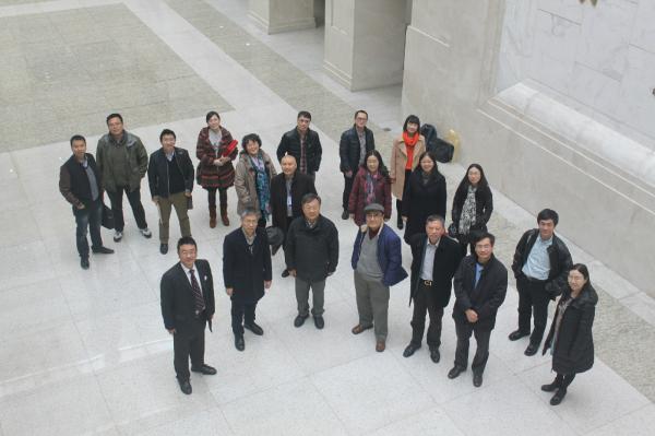 专家合影.JPG 专家合影.JPG