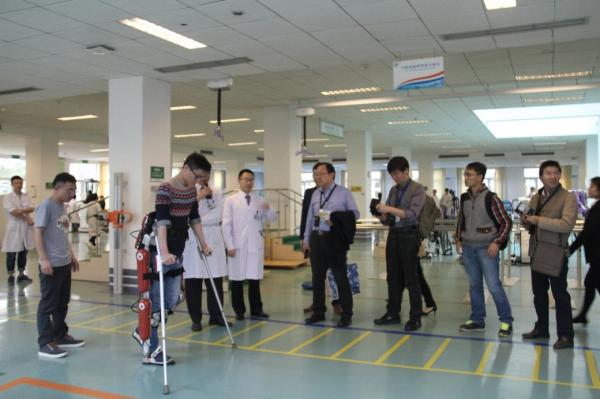 2.jpg 693b9f81a292c3822745edbf8a732509.jpg