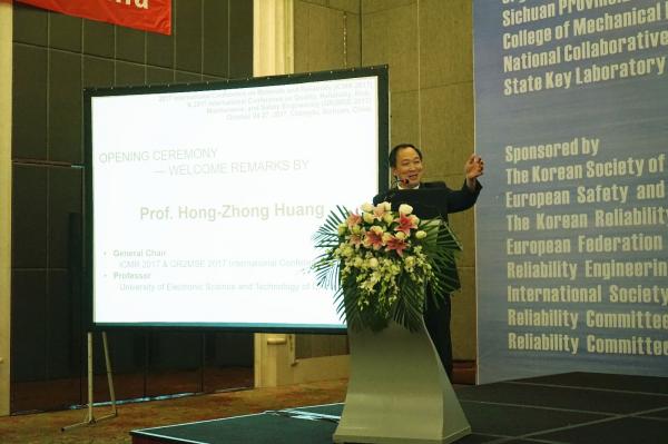 2-Huang.JPG 2-Huang.JPG